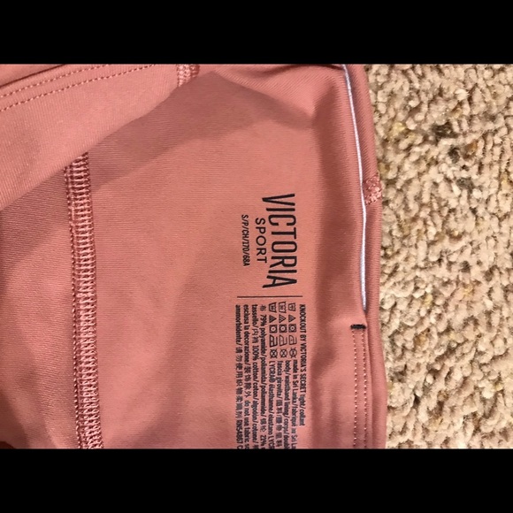 Victoria’s Secret‎ Mesh Workout Leggings - Picture 4 of 6